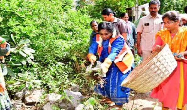 Telangana Governor leads 'Shramdaan' cleanliness drive at Raj Bhavan