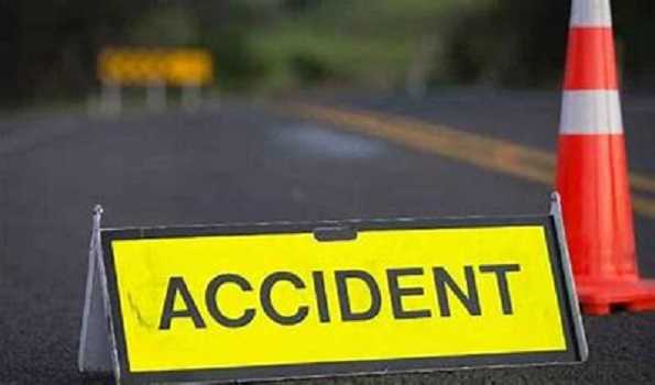 UP: Three of family killed, 2 injured as car rams into truck