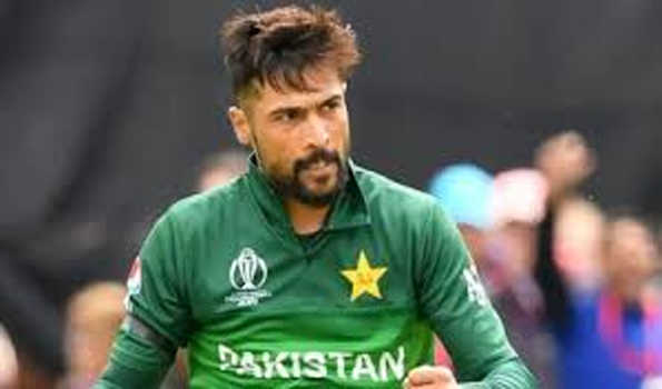 पाकिस्तानी क्रिकेटर इमाद, आमिर ने अंतरराष्ट्रीय क्रिकेट से संन्यास लिया