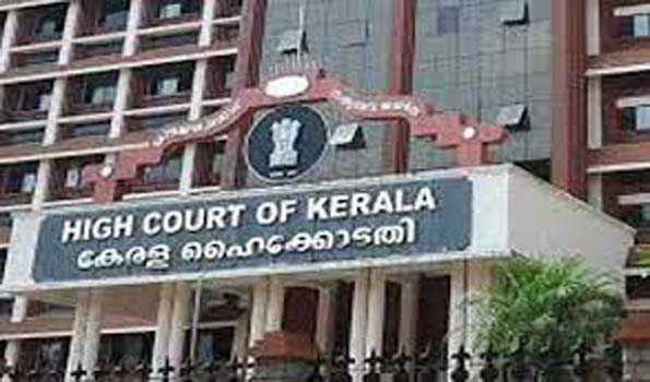 केरल उच्च न्यायालय ने बॉबी चेम्मनूर को दी जमानत