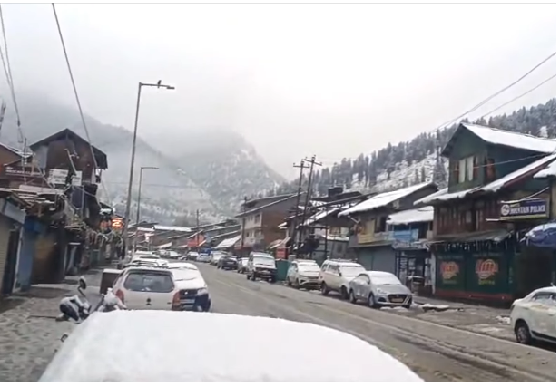 کشمیر میں سردیوں کا زور تیز، سری نگر میں شبانہ درجہ حرارت منفی2.5 ڈگری سینٹی گریڈ ریکارڈ