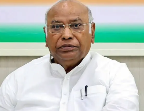 بی جے پی کو اقتدار سے ہٹا کر ہی سچائی کی فتح ہوگی: کھرگے