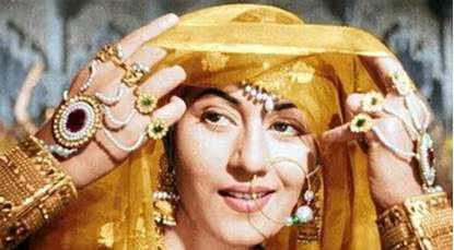 مدھو بالا نے  اپنی خوبصورتی ،   دلکش اداؤں اور بہترین اداکاری سے  فلمی مداحوں کے دلوں پر راج کیا