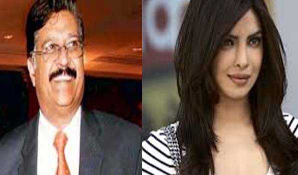 पिता अशोक चोपड़ा की पुण्यतिथि पर भावुक हुयी प्रियंका चोपड़ा