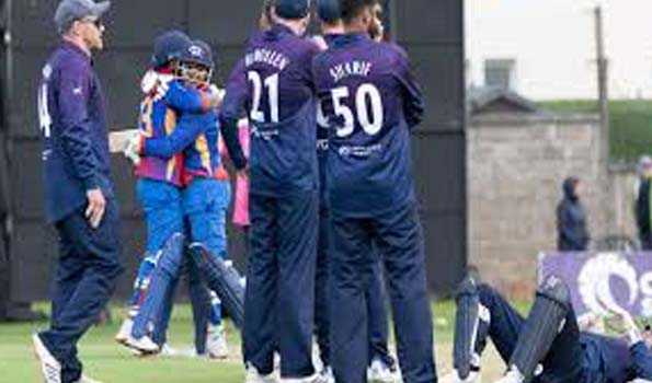 रोमांचक मुकाबले में नेपाल ने स्कॉटलैंड को दो विकेट से हराया