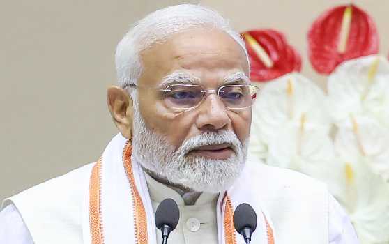 حضرت امام حسین ؑ  کی قربانیاں حق و انصاف کے تئیں ان کے عزم کو اجاگر کرتی ہیں: وزیر اعظم