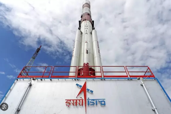 ہندوستان کی خلائی کامیابیوں کا سفر: اسرونے تاحال 434 غیر ملکی سیٹلائٹ خلا میں روانہ کئے