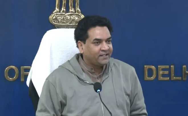 آتشی نے گُروؤں کے خلاف بے ادبی کی: مشرا