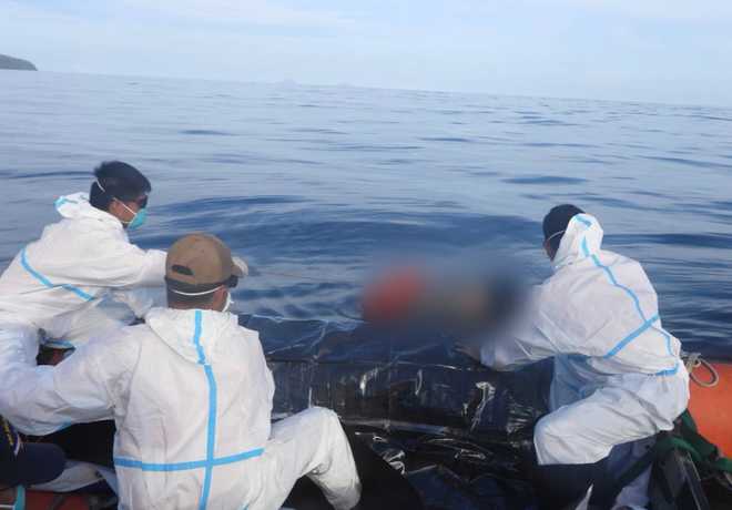 फिलीपींस में जहाज डूबने से मरने वालों की संख्या बढ़कर 52 हुई