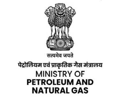 घबराहट में बुक न करें गैस सिलेंडर, ढाई दिन में होगी डिलिवरी: सरकार