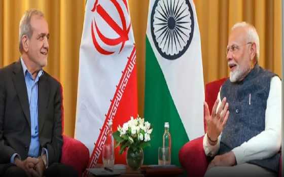 ایرانی صدر سے وزیر اعظم مودی کی گفتگو، خطے میں امن کے لیے سفارت کاری پر زور