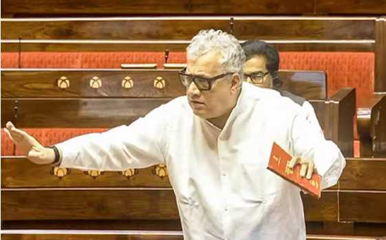 چیف اور ہوم سکریٹری کی برطرفی کے خلاف  ترنمول کانگریس نے راجیہ سبھا سے  کیا واک آؤٹ