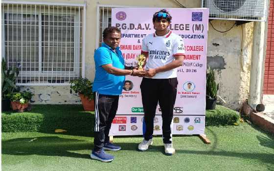 انٹر کالج ٹی 20 کرکٹ: شریشٹھ یادو کی ناقابلِ تسخیر سنچری، پی جی ڈی اے وی کالج کی فتح