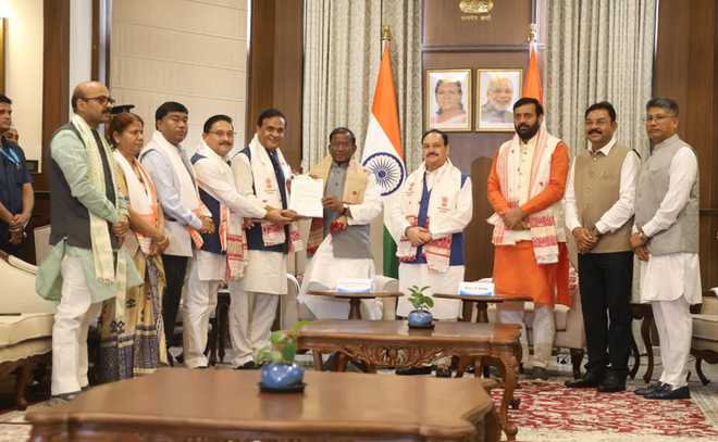 असम में हिमंत बिस्वा सरमा लगातार दूसरी बार असम के मुख्यमंत्री बनेंगे; राजग विधायक दल के नेता चुने गए