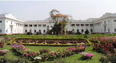 पश्चिम बंगाल सरकार ने सार्वजनिक जगहों पर पशु वध पर लगाया प्रतिबंध