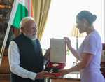 भारत- स्वीडन के संबंध रणनीतिक साझेदारी में बदले, मोदी को मिला स्वीडन का सर्वोच्च सम्मान