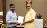 ترنمول رکن پارلیمنٹ پرکاش چک برائک نے راجیہ سبھا کی رکنیت سے استعفیٰ دیا ترنمول رکن پارلیمنٹ پرکاش چک برائک نے راجیہ سبھا کی رکنیت سے استعفیٰ دیا