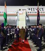 दो दिन की यात्रा पर न्यूजीलैंड के ऑकलैंड पहुंचे मोदी, प्रधानमंत्री लक्सन के साथ करेंगे द्विपक्षीय वार्ता