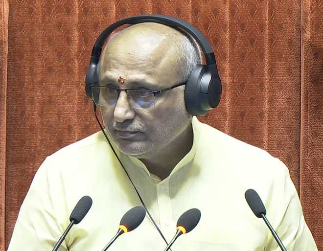 गृह मंत्री को सदन में बुलाने की विपक्ष की मांग पर राधाकृष्णन ने रिजिजू को दिया निर्देश