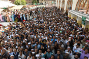 SRINAGAR, SEP 29 (UNI):- Muslim devotees react as a priest displays a relic believed to be a hair from the beard of Islam's Prophet Muhammad during a gathering organised on the occasion of Eid Milad-un-Nabi, also known as Mawlid, which marks the birth anniversary of the Prophet, at the Hazratbal Shrine in Srinagar on Thursday.UNI PHOTO-83U SRINAGAR, SEP 29 (UNI):- Muslim devotees react as a priest displays a relic believed to be a hair from the beard of Islam's Prophet Muhammad during a gathering organised on the occasion of Eid Milad-un-Nabi, also known as Mawlid, which marks the birth anniversary of the Prophet, at the Hazratbal Shrine in Srinagar on Thursday.UNI PHOTO-83U