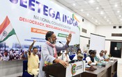 NEW DELHI, SEP 29 (UNI):-   I.N.D.I.A. alliance leader Yogendra Yadav addressing the  National Convention for Democracy, Secularism and  Social Justice 'Jeetega INDIA' in New Delhi on Friday. UNI PHOTO PSB3U