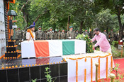 RANCHI, SEP 29 (UNI):- Jharkhand Chief Minister Hemant Soren offering tribute to CRPF Jawan Rajesh Kumar killed in an IED (Improvised Explosive Device) Blast triggered by CPI (Maoist) in Chaibasa in Ranchi on Friday. UNI PHOTO-95U