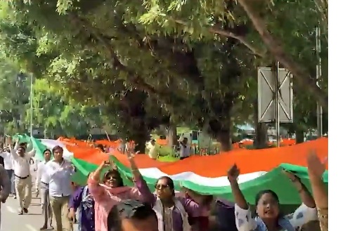 AAP marches with 270-foot Tricolour despite heavy security in Delhi