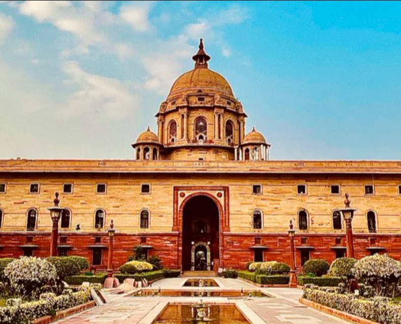 Centre cuts FY27 borrowing plan, to raise Rs 7.86 lakh cr
