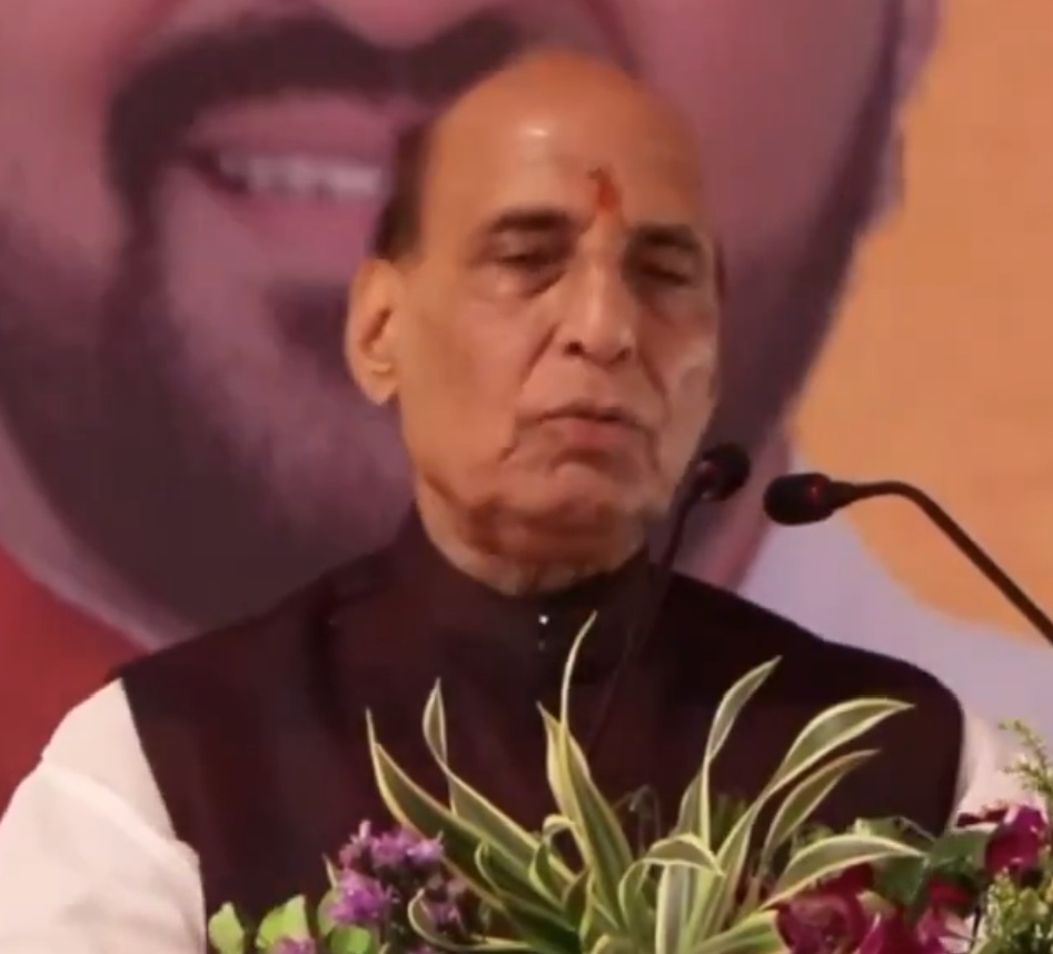 Sanskrit scientific language: Rajnath Singh