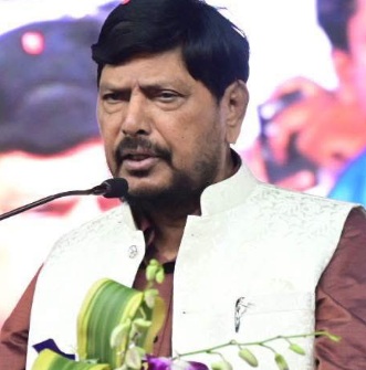 Athawale seeks Rs 15,000 Diwali aid for farmers, calls Rs 5,000 inadequate