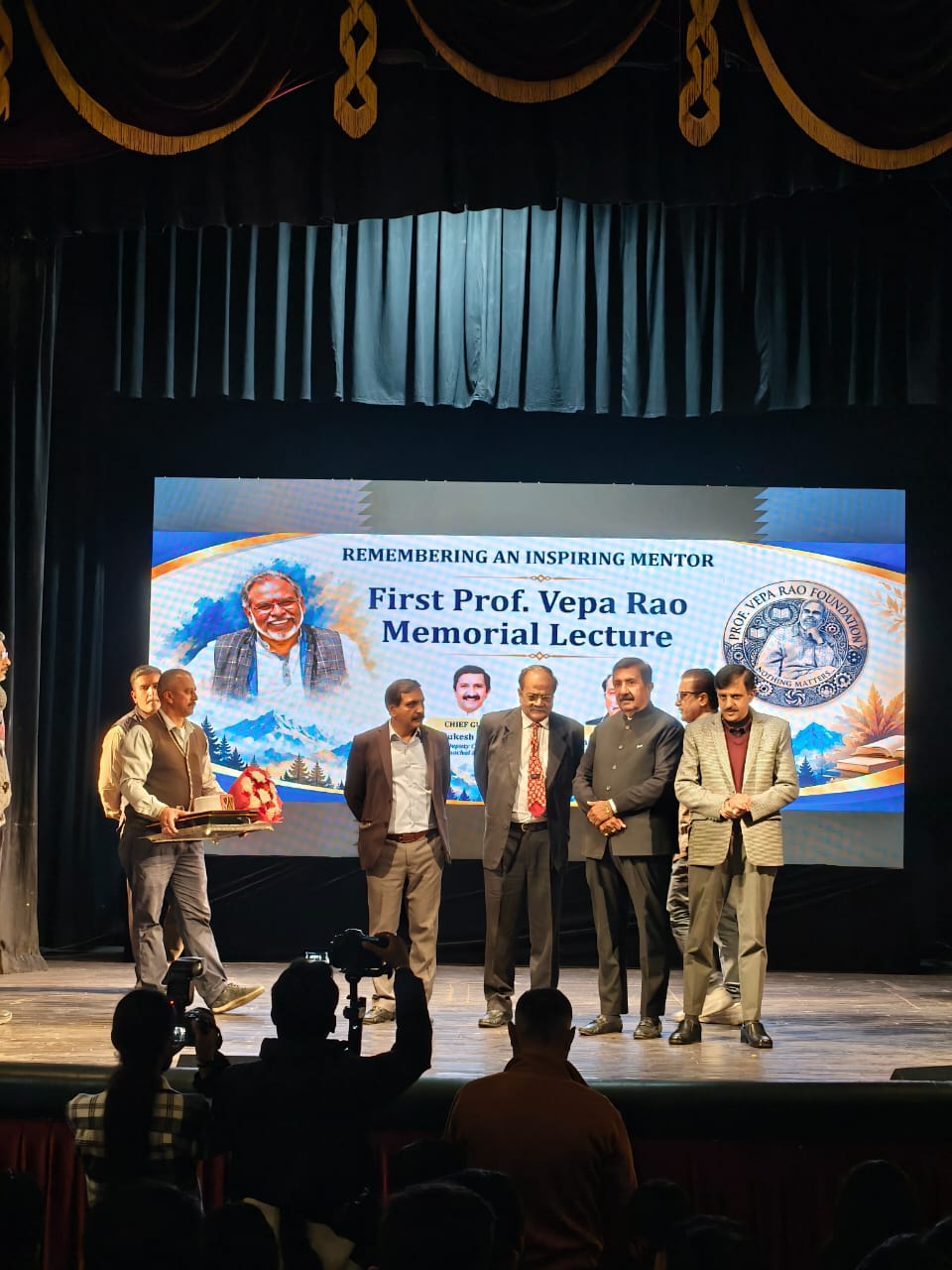 Truth must remain journalism's guiding principle amid digital disruption: veteran journalist Raju Santhanam