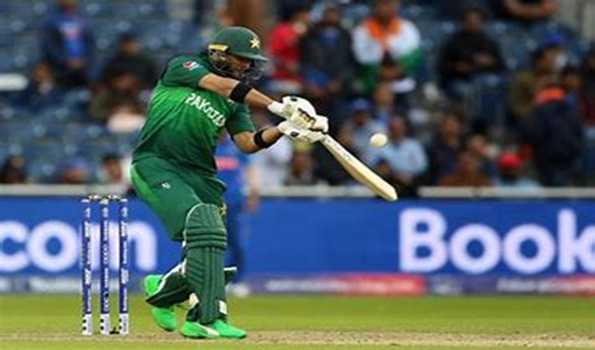 Pakistan's Imad Wasim retires from international cricket