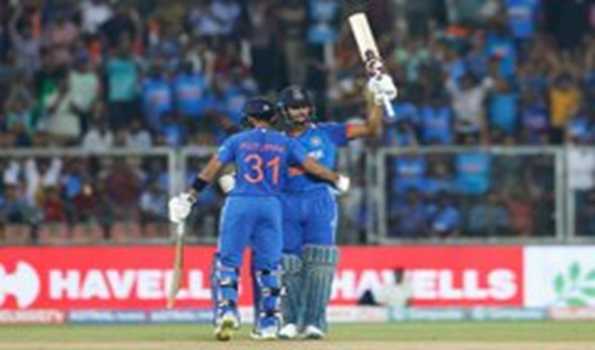India post 235/4, Aus 67/4 in 8 overs in reply