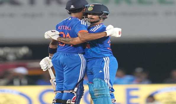 India goes up 2-0 by beating Australia by 44 runs in second T20I