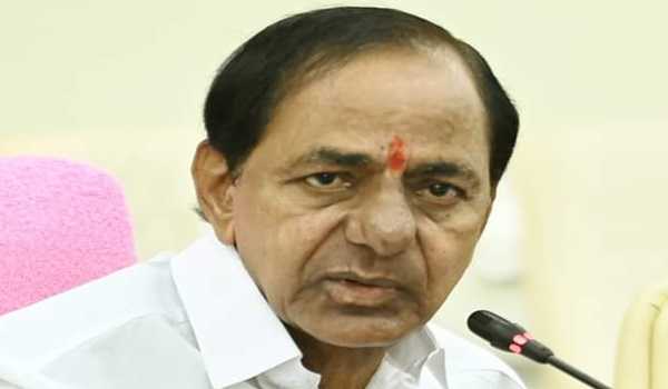 Assembly poll:  Telangana CM cast his vote in Chintamadaka