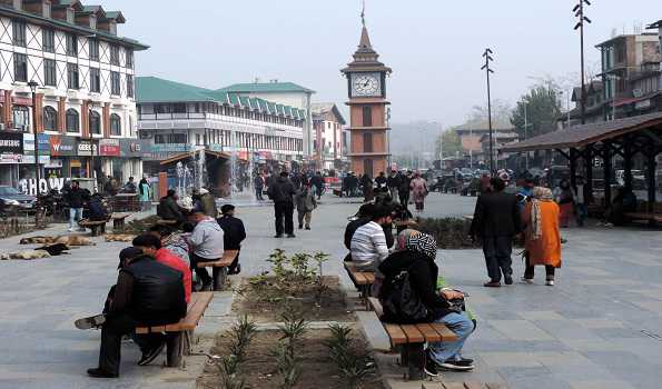 Weather improves after rain, snow lash J&K