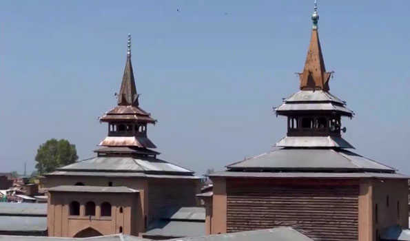 As Friday prayers at Jamia not allowed again, Anjuman asks administration to remove undue restrictions