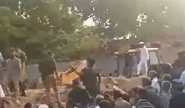 UP: Six killed, 23 injured as wall collapses in Mau