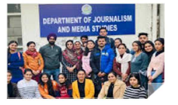 Budding journalists must connect with people: Experts at Jammu Univ discussion