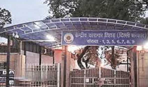 Over 20 inmates of Tihar inflected themselves to desist jail staff for search of mobile phone from prison cell