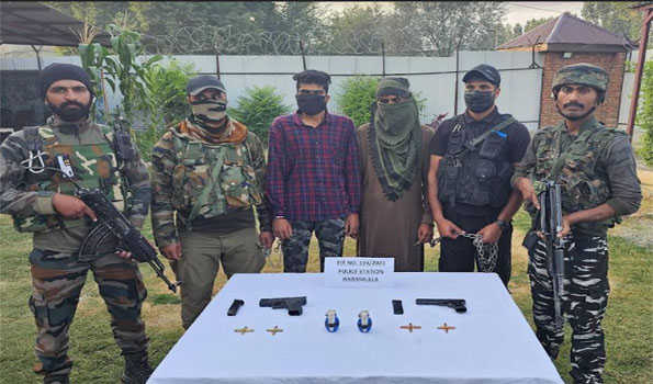Police arrest two militants terrorists in Baramulla