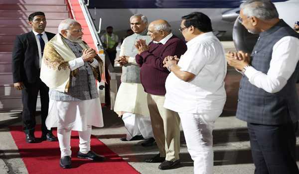 PM Modi arrives in  Ahmedabad to inaugurate Vibrant Gujarat summit on Jan 9