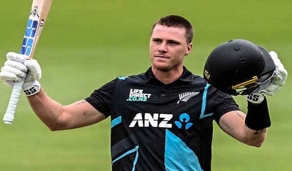 Finn Allen posts record knock as New Zealand dominate in Dunedin against Pakistan