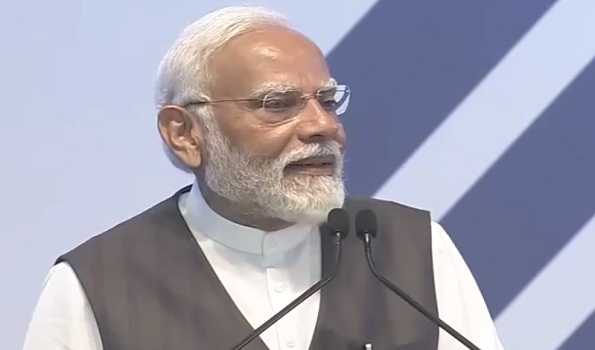 15 percent of pilots in India are women: PM Modi