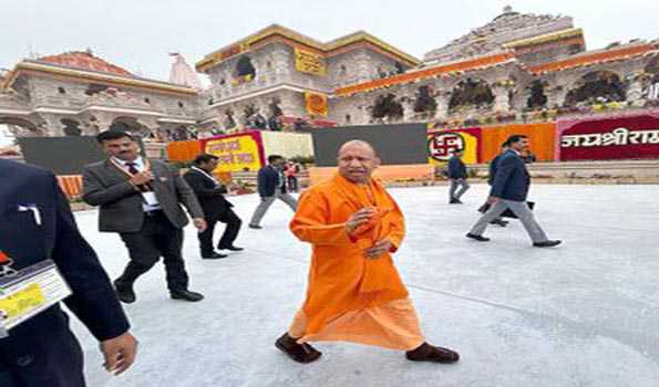 UP CM  plays role of perfect host during Ram Mandir consecration