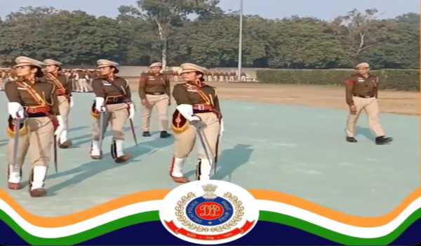 Delhi Police to feature all-women contingent in R-Day Parade