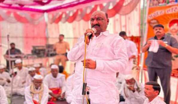 Govt is committed for overall development of district: Bhumre