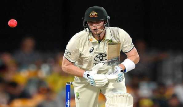 Second test: Smith, Green battle through to end gritty day three