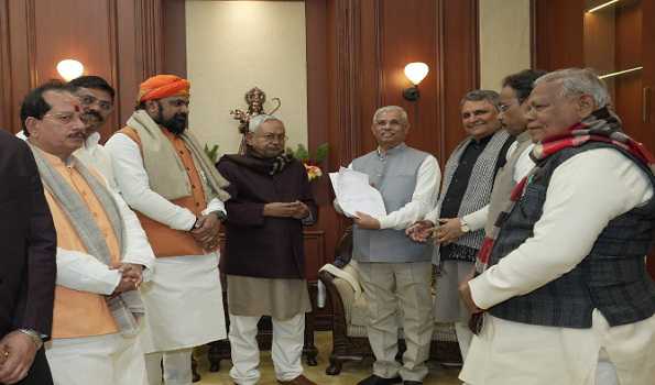 Nitish elected leader of NDA legislature party, stakes claim to form government