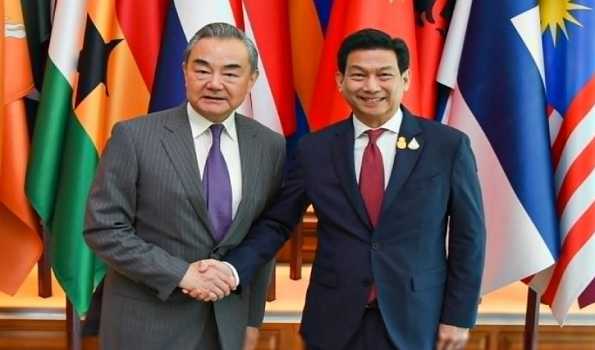 Thailand, China sign agreement on visa-free travel for citizens